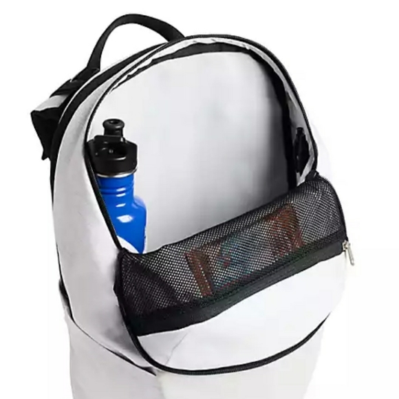 SOLD North Face Aurora Laptop 22L Backpack - Picture 3 of 12